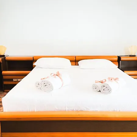 Canal Bellavista By Ca-sa Check * Chioggia